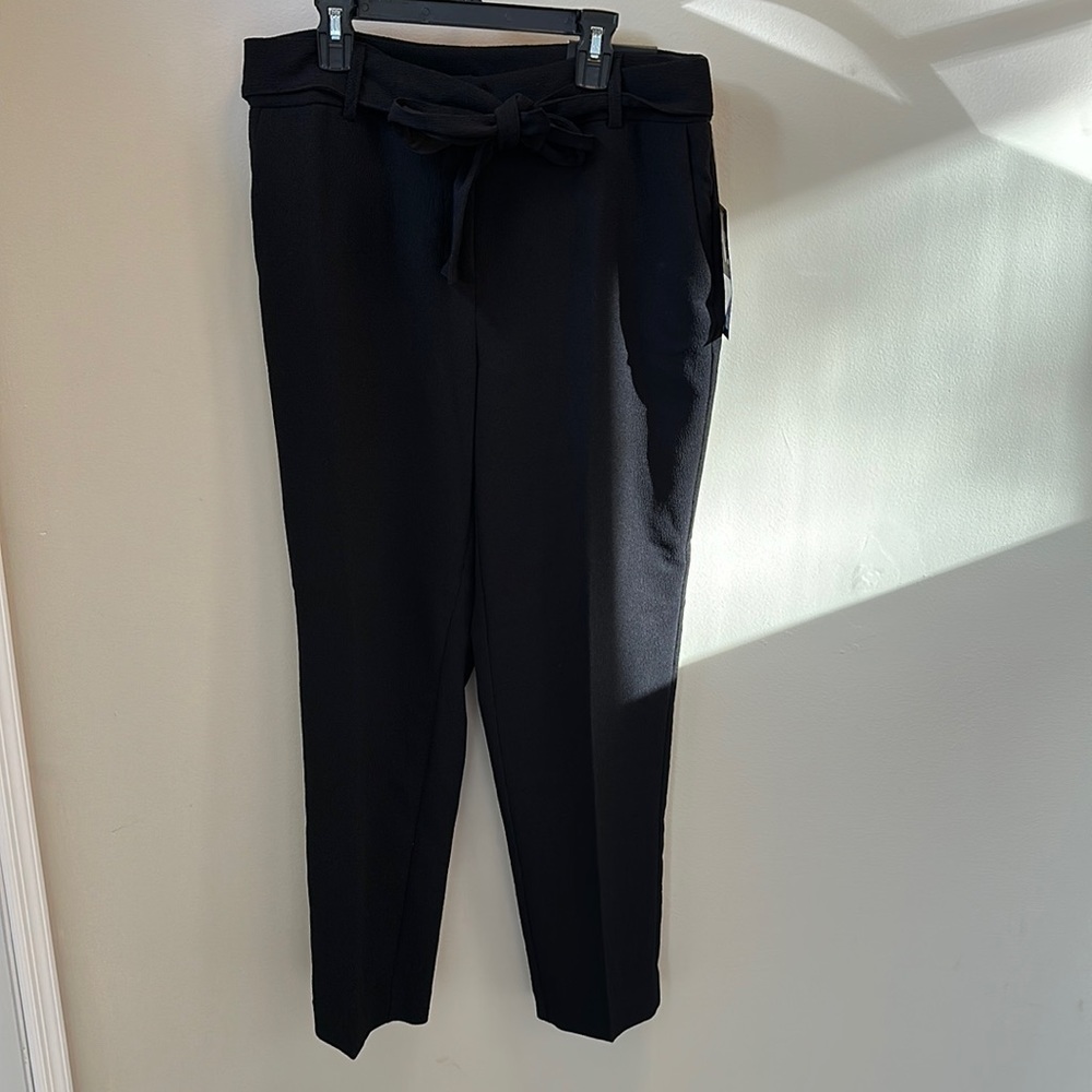 Nine West NWT women’s pants size 6